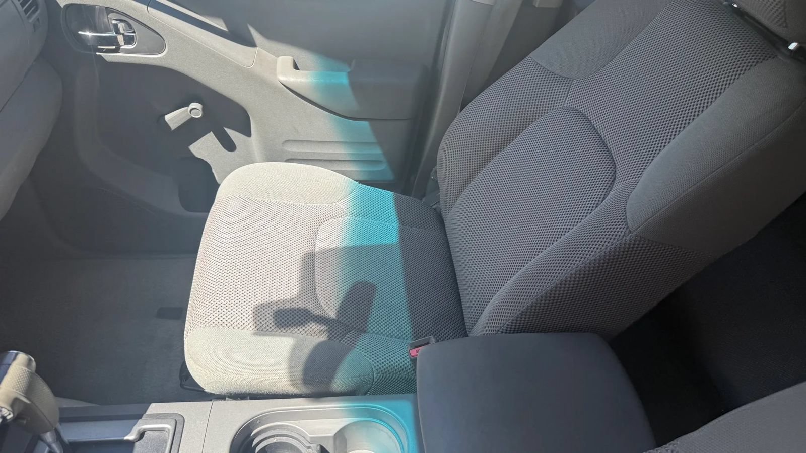 Used 2016 Nissan Frontier S RWD image 14