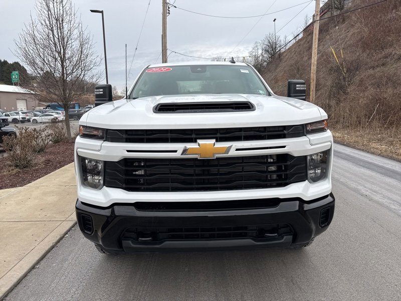 Used 2024 Chevrolet Silverado 2500 Custom w/ Custom Value Package video 2