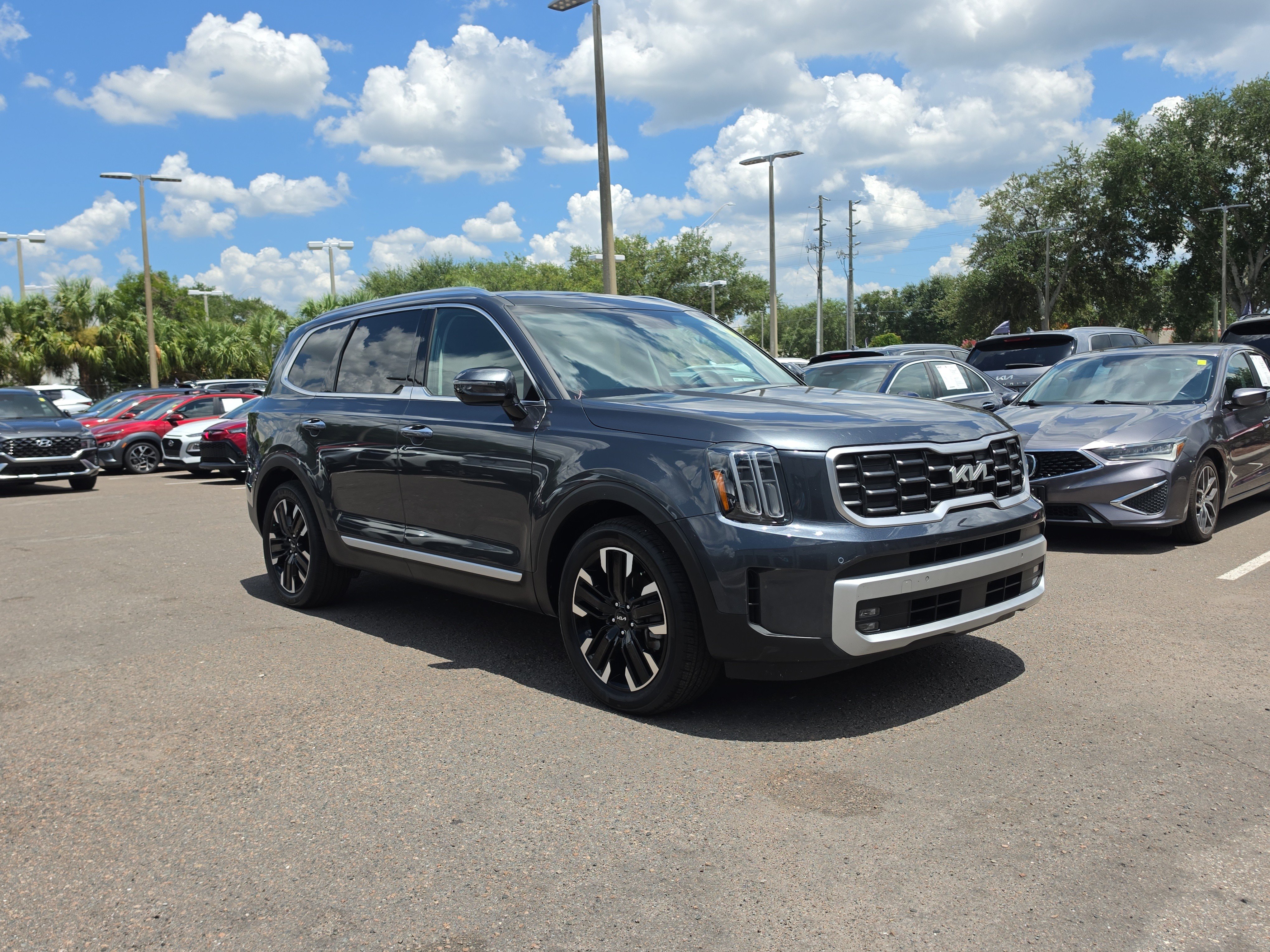 Certified 2024 Kia Telluride SX Prestige AWD/4WD image 2