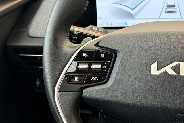Certified 2023 Kia EV6 Light RWD image 31