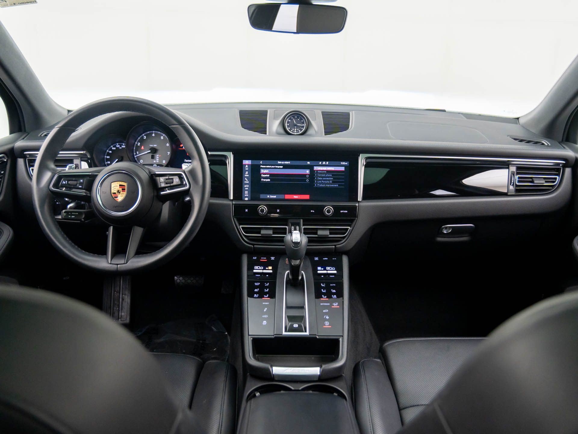 Certified 2022 Porsche Macan S image 11