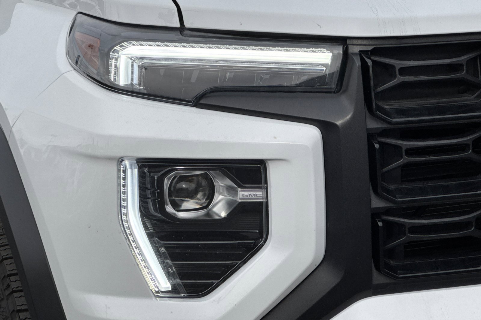 Used 2024 GMC Canyon Elevation w/ Trailering Package image 41