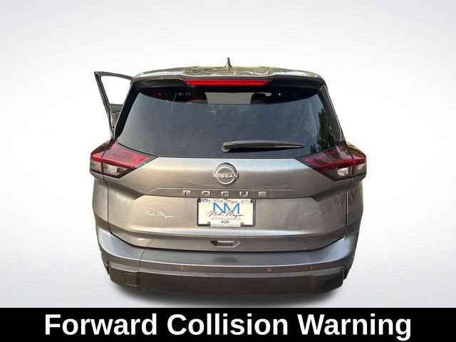 Used 2024 Nissan Rogue S FWD image 21