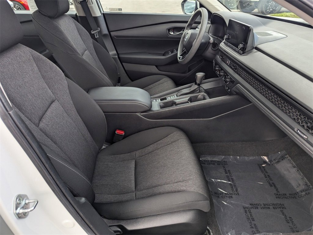 Used 2023 Honda Accord LX image 10