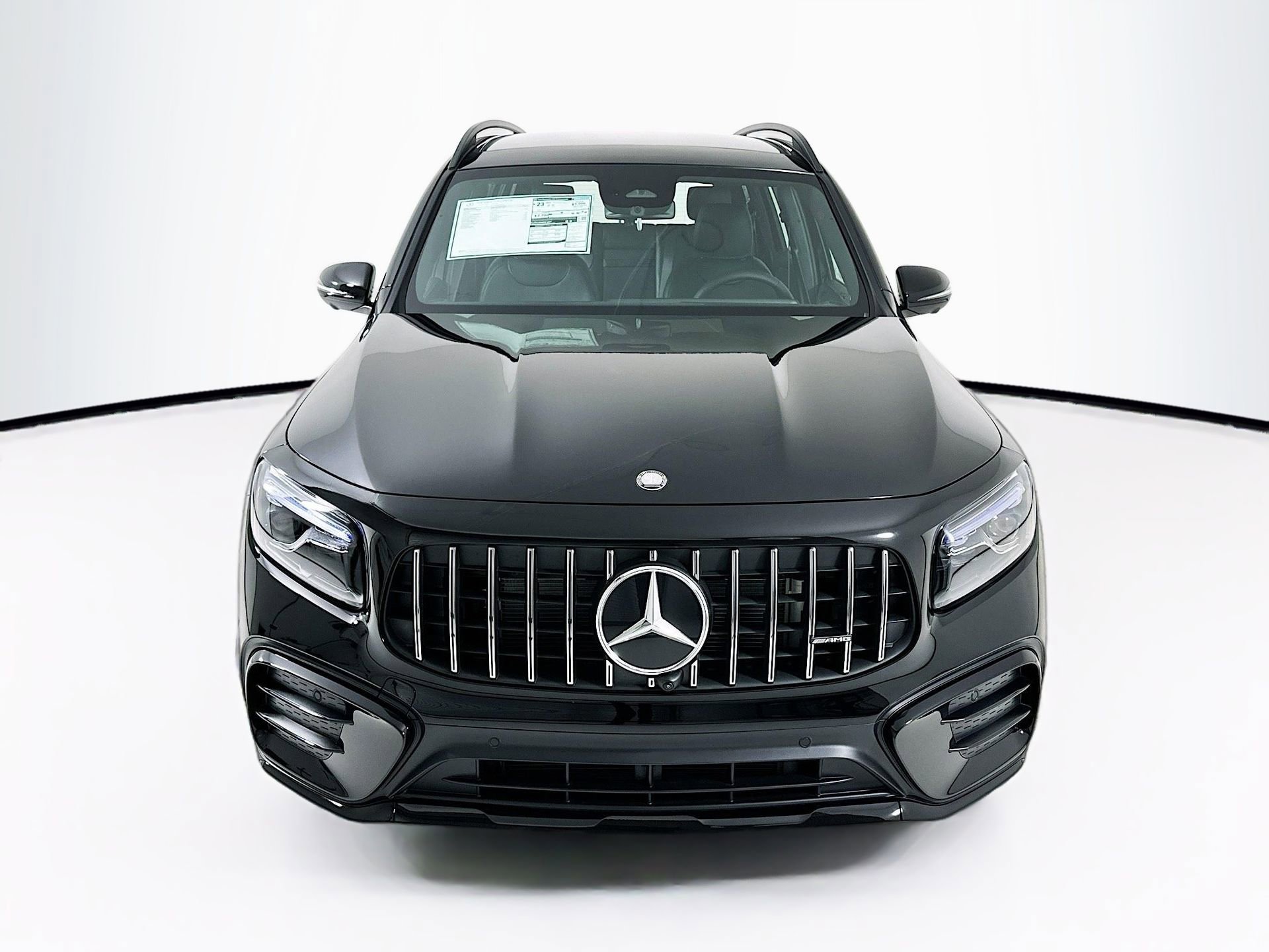 New 2026 Mercedes-Benz GLB 35 AMG 4MATIC image 2