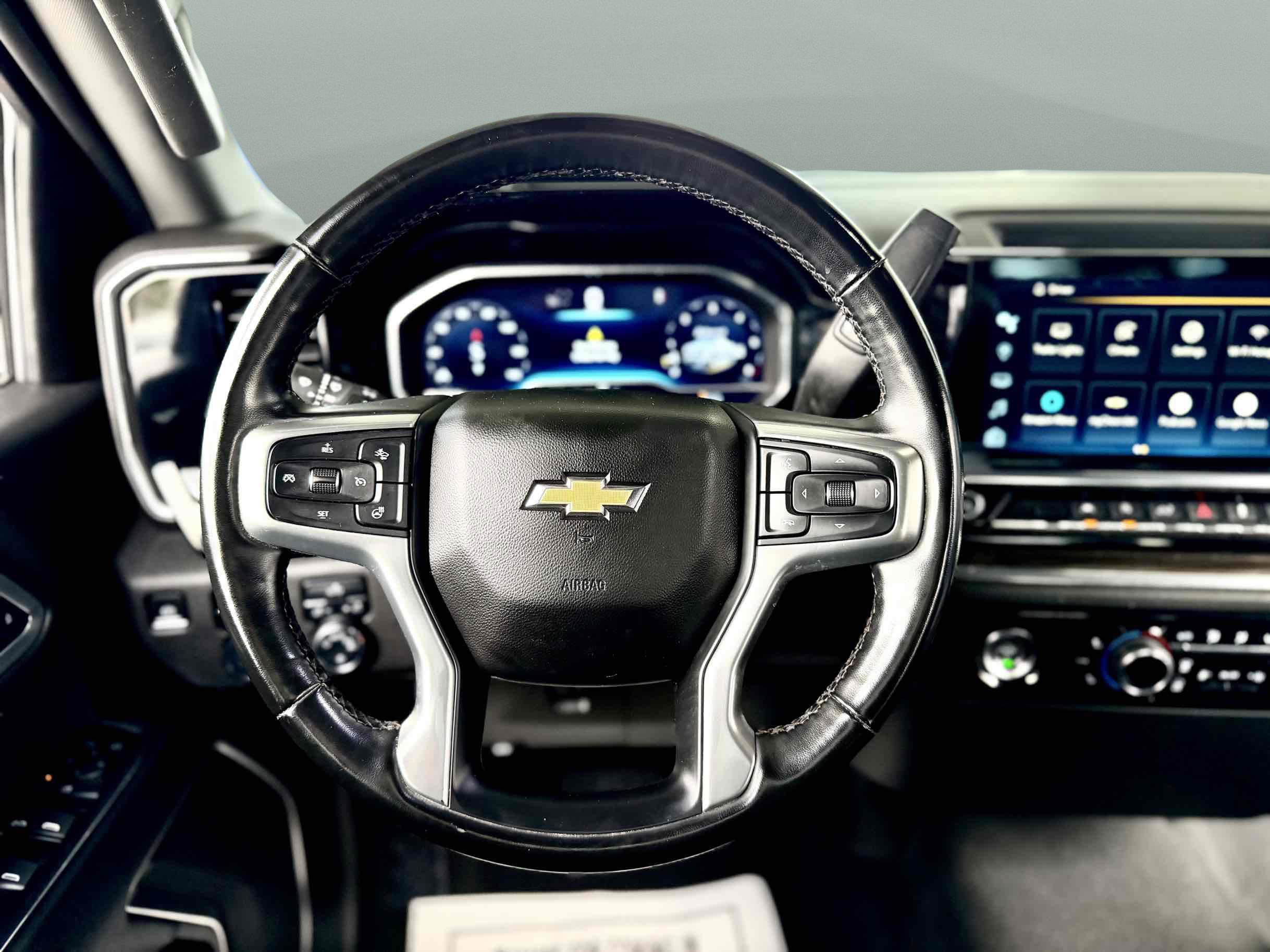Used 2023 Chevrolet Silverado 1500 LT w/ Protection Package AWD/4WD image 9