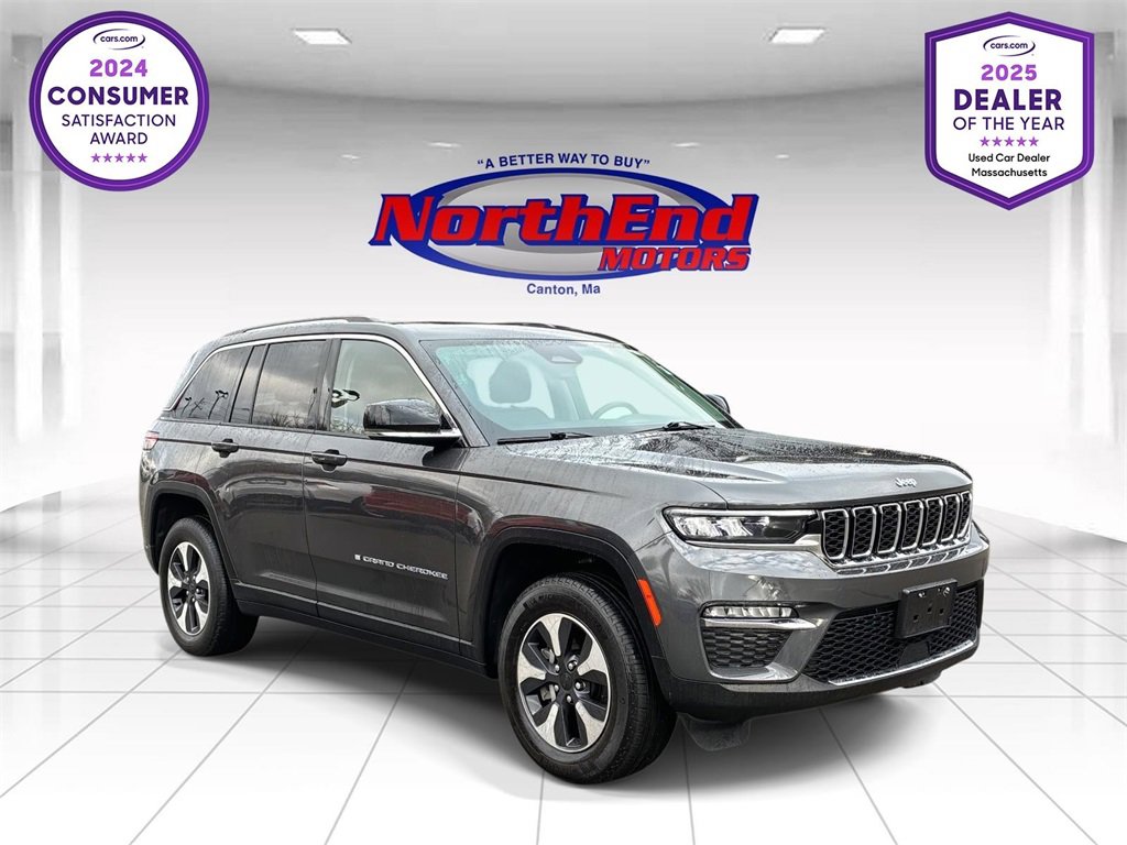 Used 2023 Jeep Grand Cherokee 4WD 4xe image 1