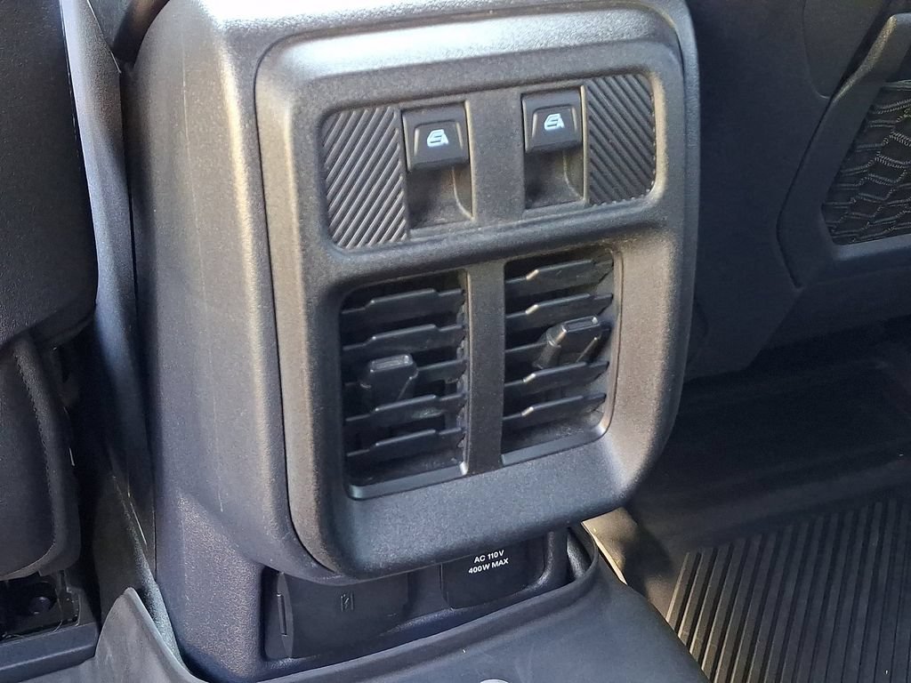 Certified 2025 Ford Bronco Badlands AWD/4WD image 11