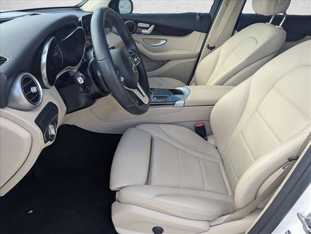 Used 2022 Mercedes-Benz GLC 300 image 16