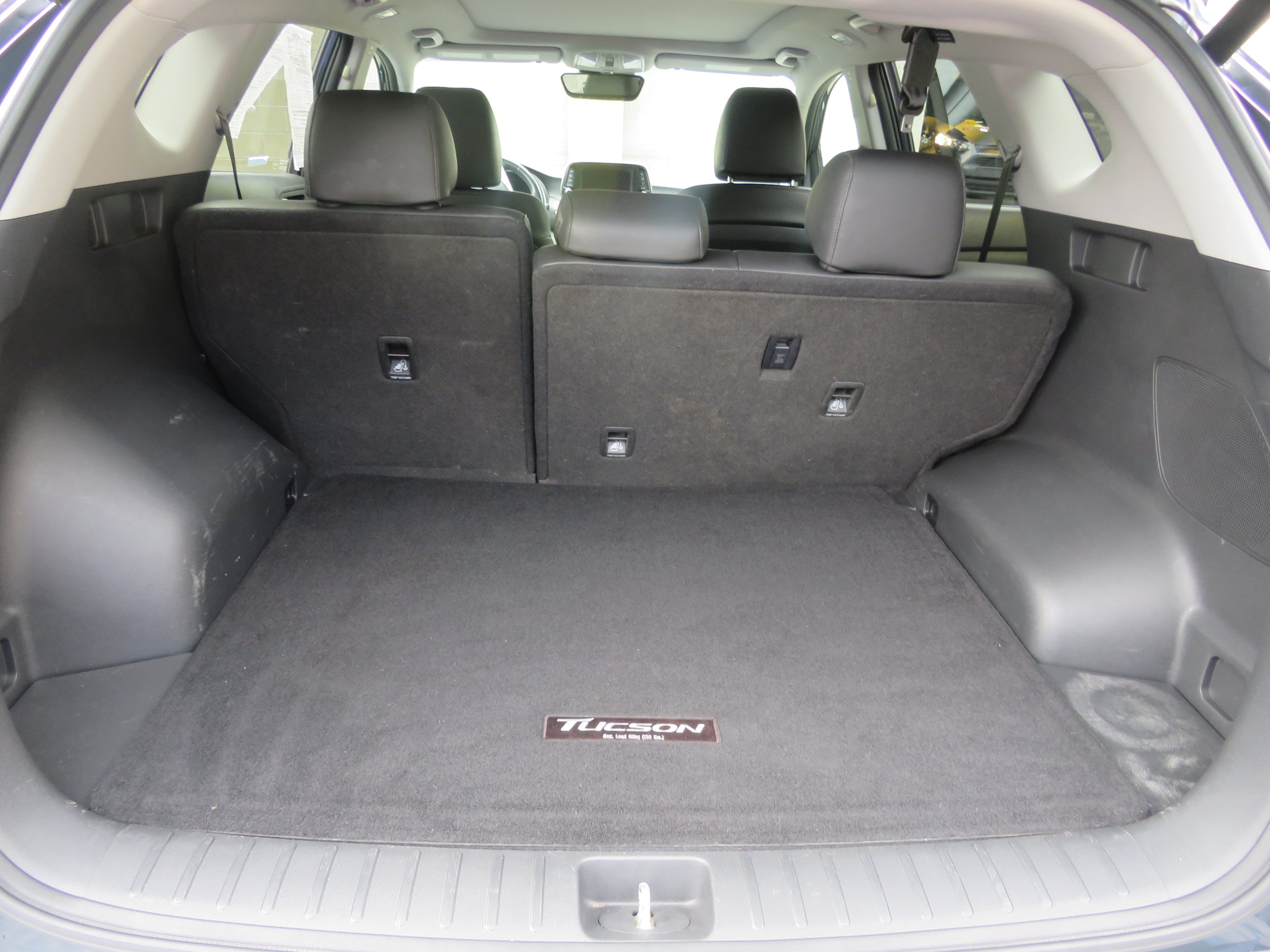 Used 2019 Hyundai Tucson Ultimate w/ Cargo Package AWD/4WD image 8