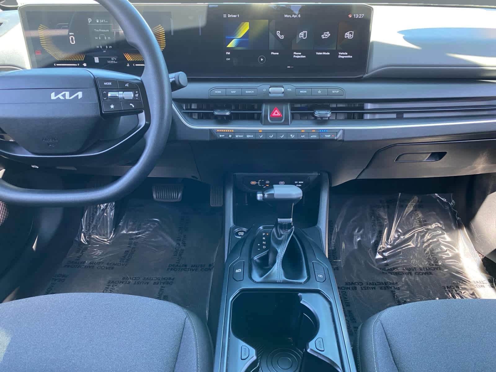 Used 2025 Kia K4 LXS image 11