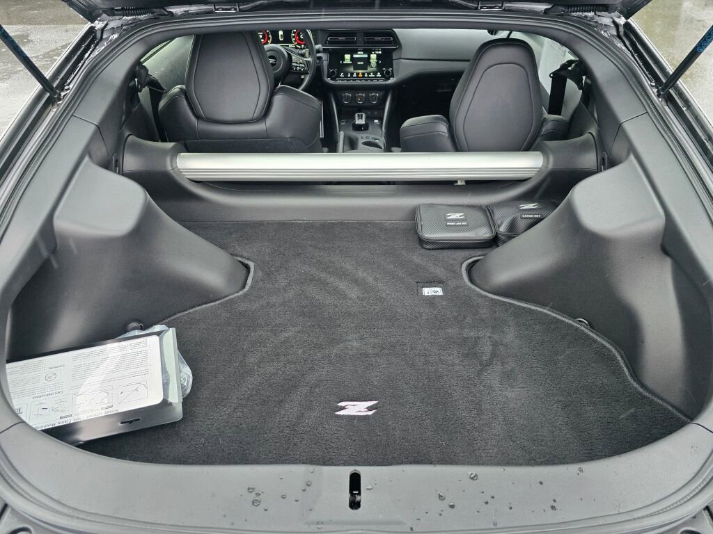 Used 2024 Nissan Z Performance w/ Floor Mat Package image 15