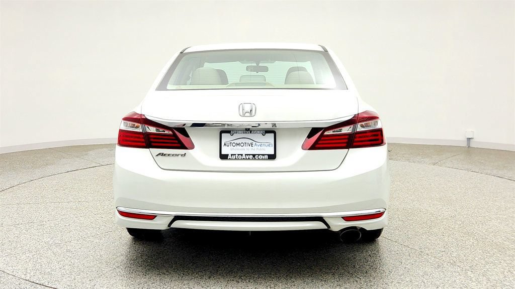 Used 2017 Honda Accord LX image 6