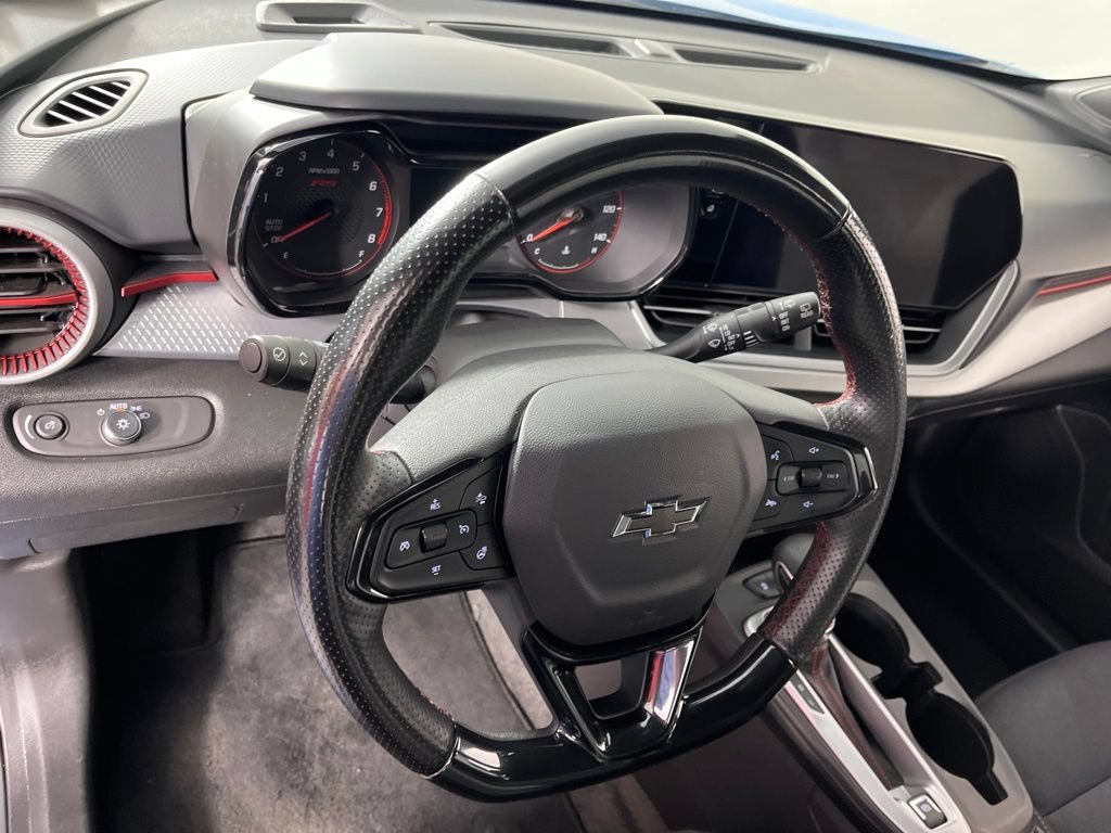 Certified 2024 Chevrolet Trax RS FWD image 25