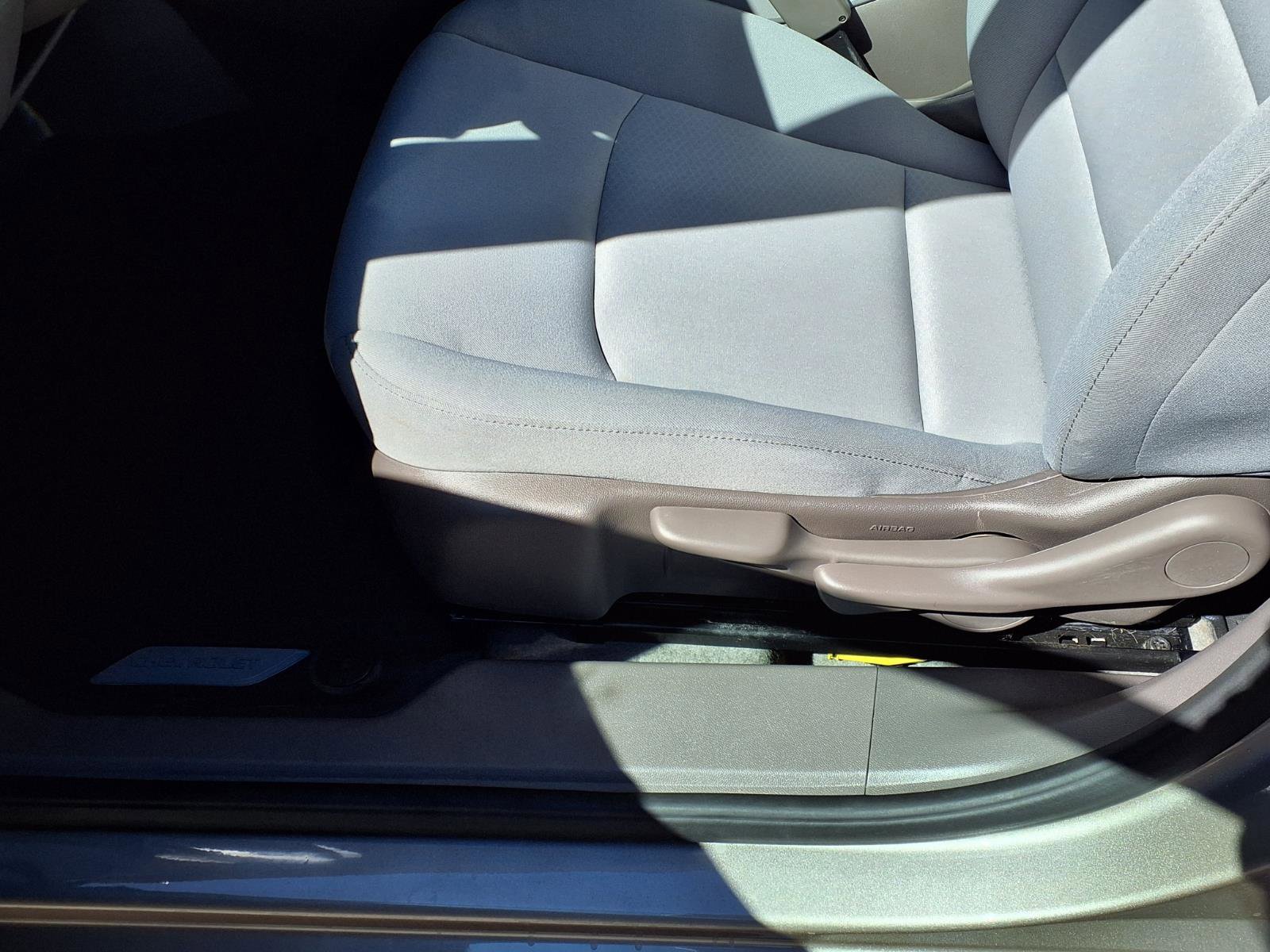 Used 2025 Chevrolet Malibu LS FWD image 13