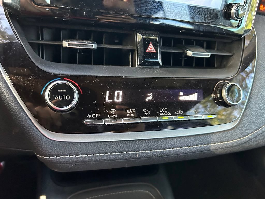 Used 2019 Toyota Corolla SE FWD image 26