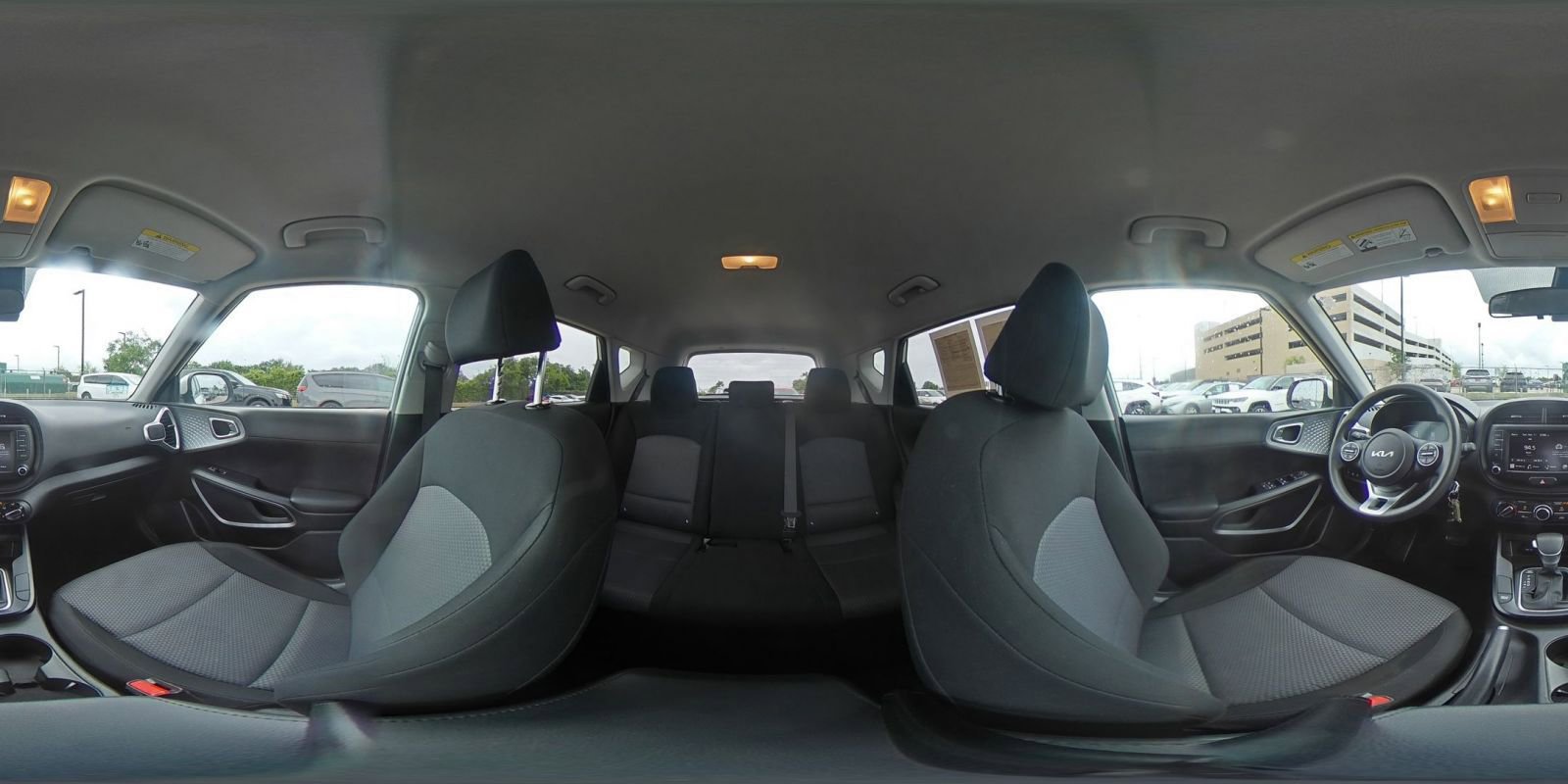 Used 2025 Kia Soul LX w/ LX Technology Package image 39