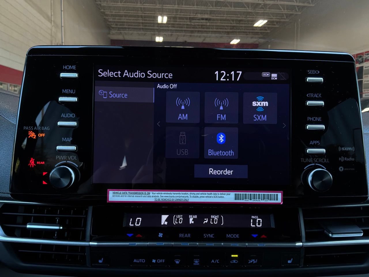 Used 2024 Toyota Sienna XLE FWD image 38