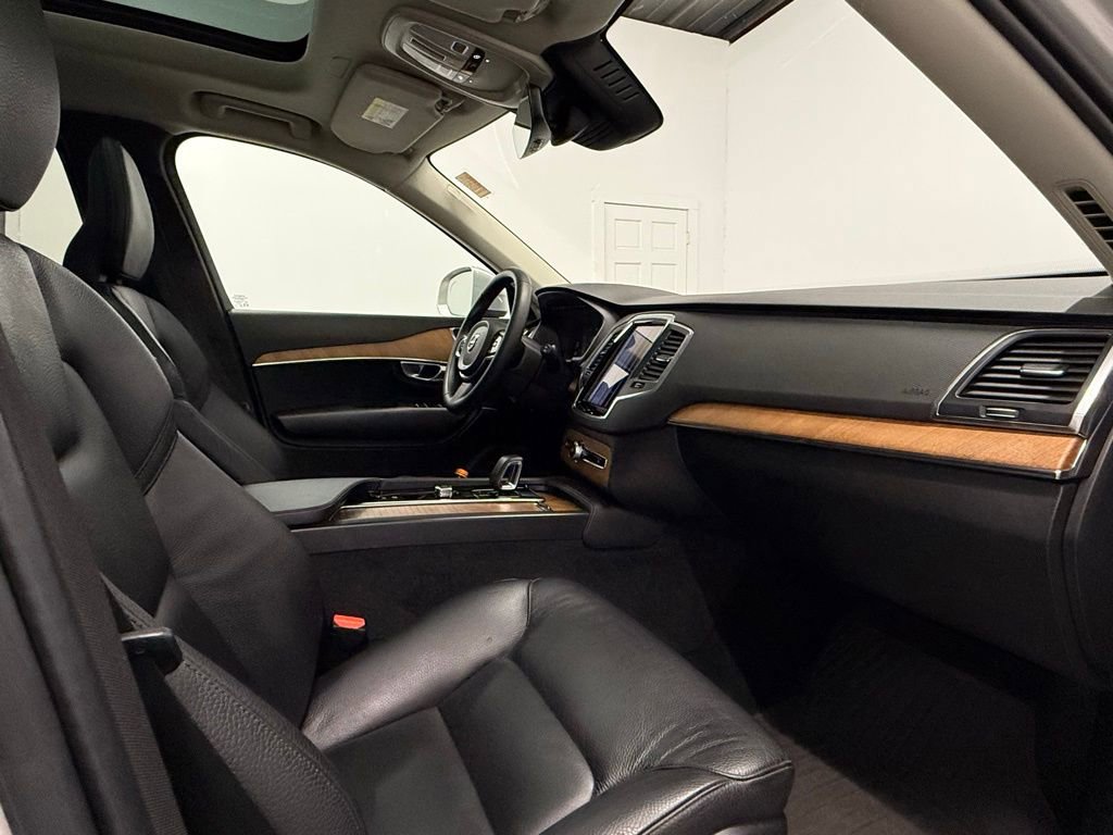 Used 2024 Volvo XC90 T8 Core image 15