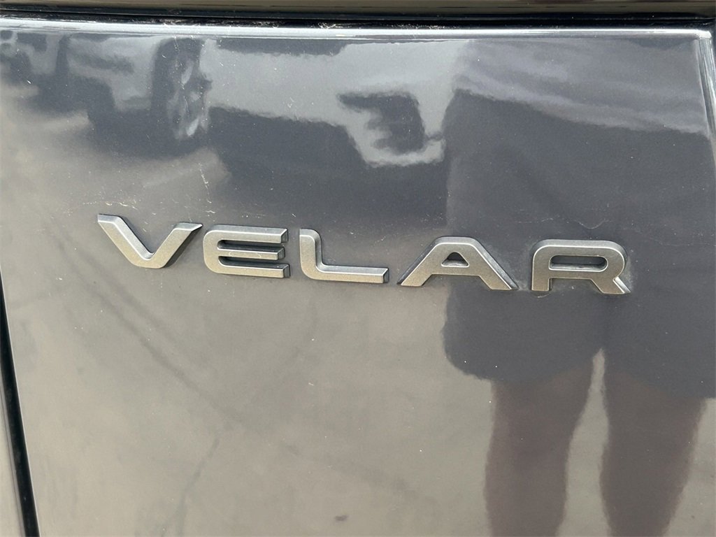Used 2025 Land Rover Range Rover Velar Dynamic SE image 11