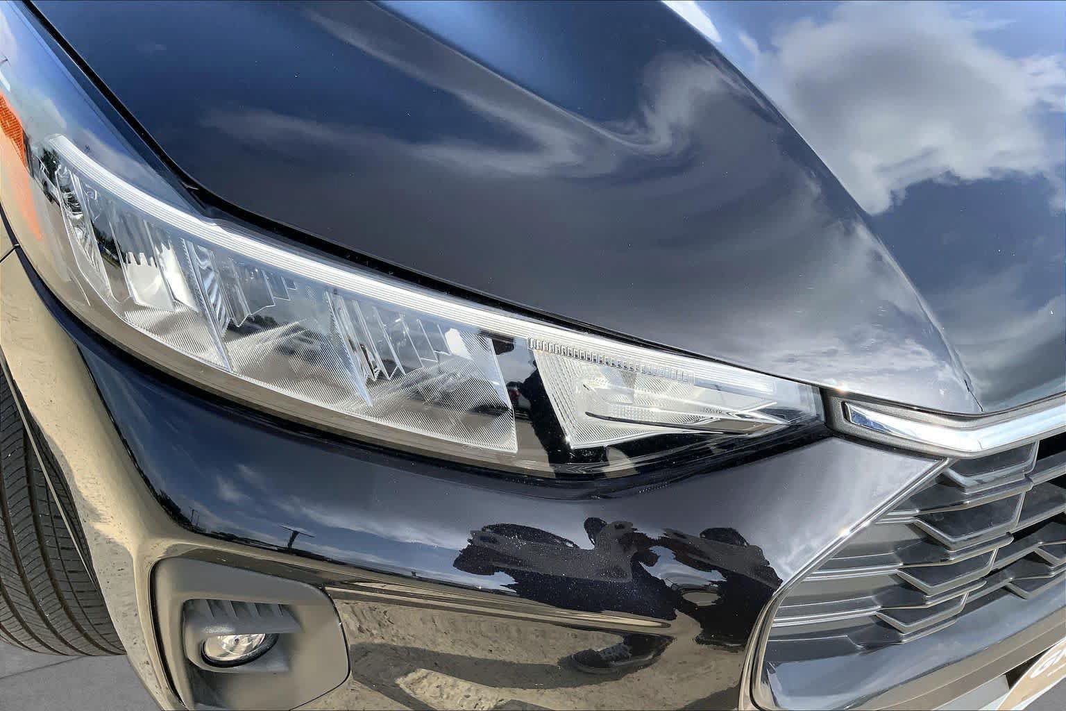 Used 2025 Ford Escape ST-Line Select AWD/4WD image 26