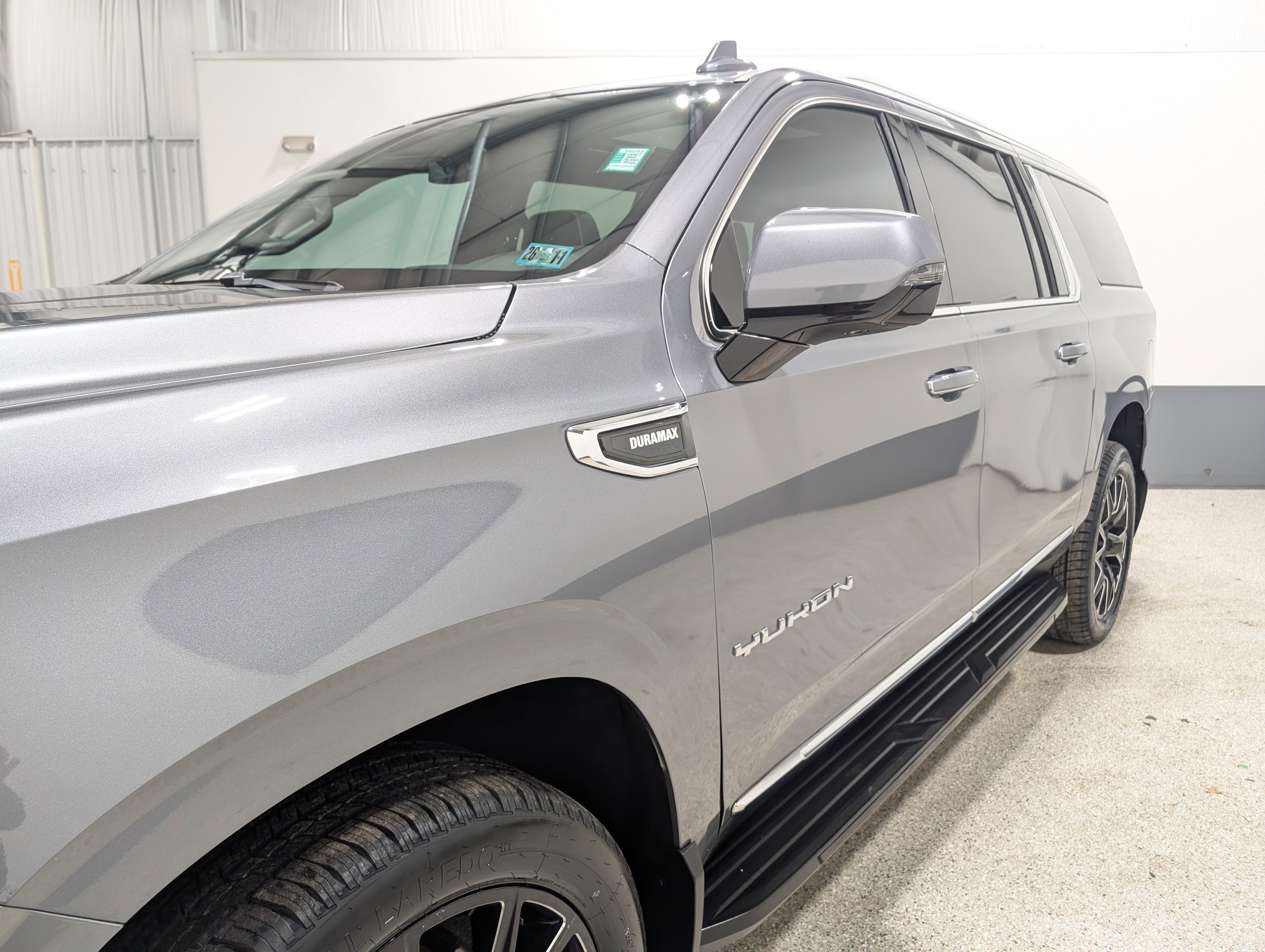 Used 2021 GMC Yukon XL SLT image 7