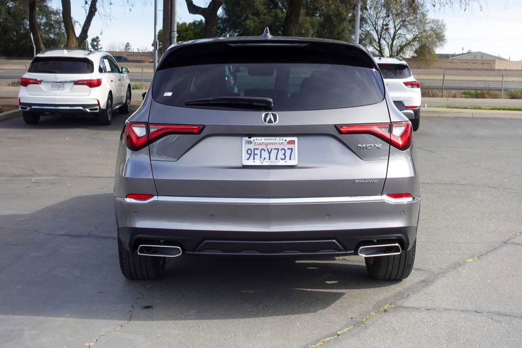 Used 2023 Acura MDX SH-AWD w/ Technology Package image 7