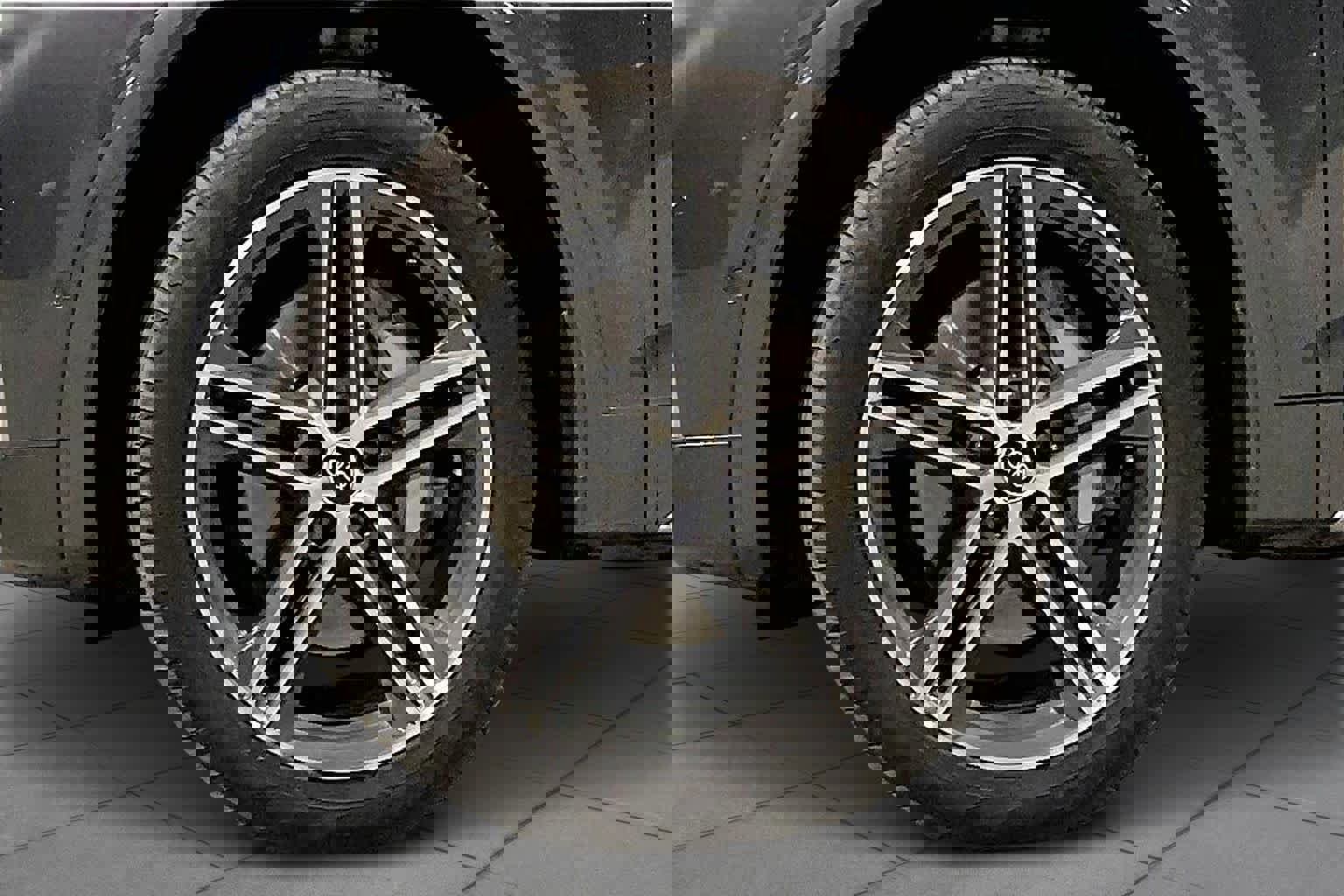 Used 2021 Audi Q5 e Prestige w/ Prestige Package image 10