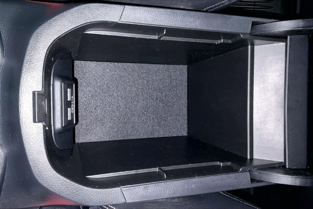 Used 2021 Toyota RAV4 XLE Premium AWD/4WD image 40