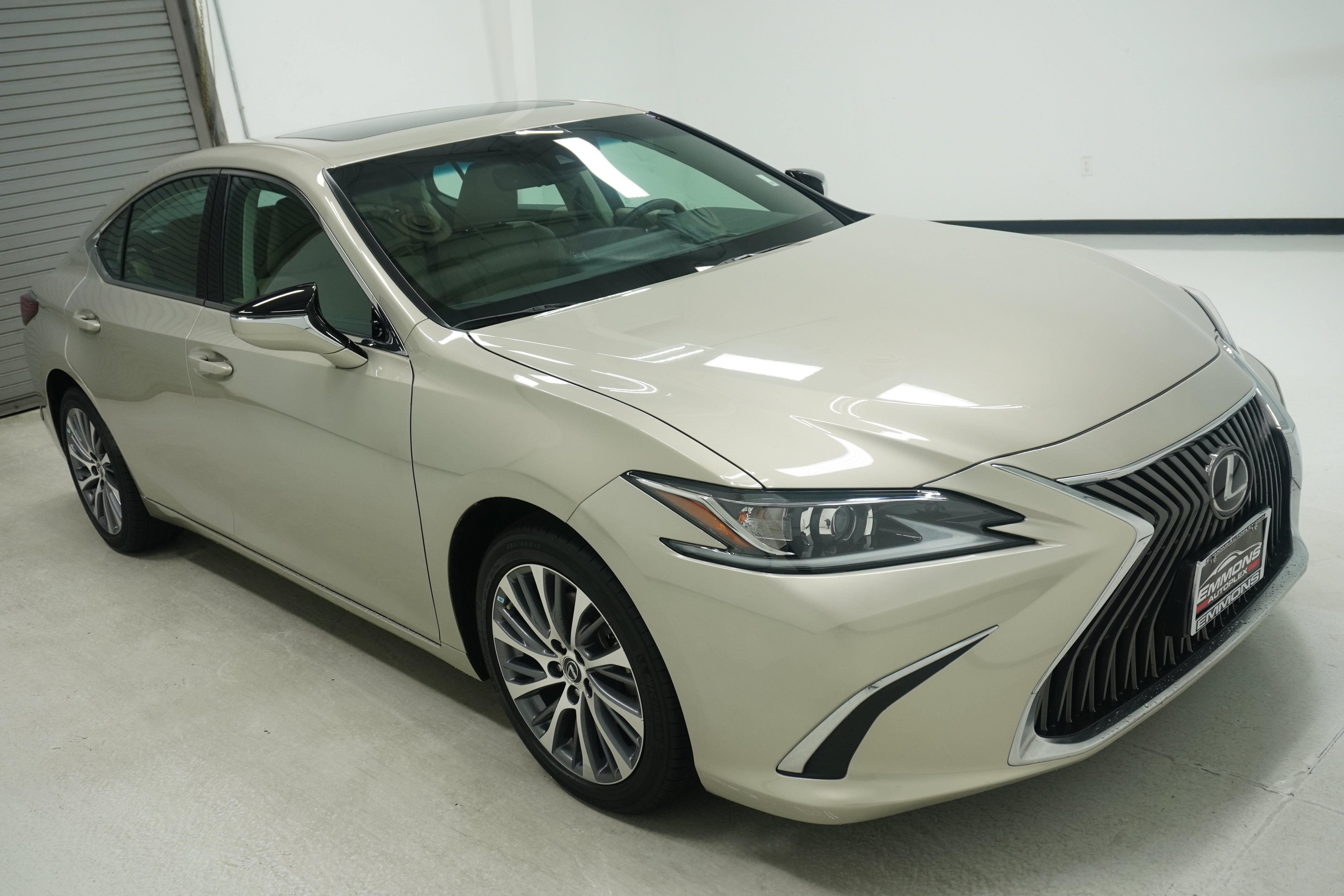 Used 2021 Lexus ES 250 w/ Premium Package AWD/4WD image 3