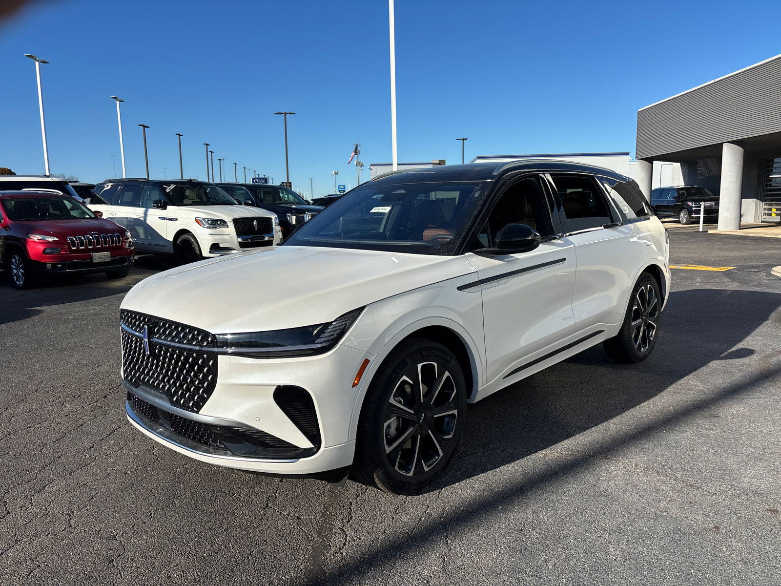 New 2026 Lincoln Nautilus Reserve image 3