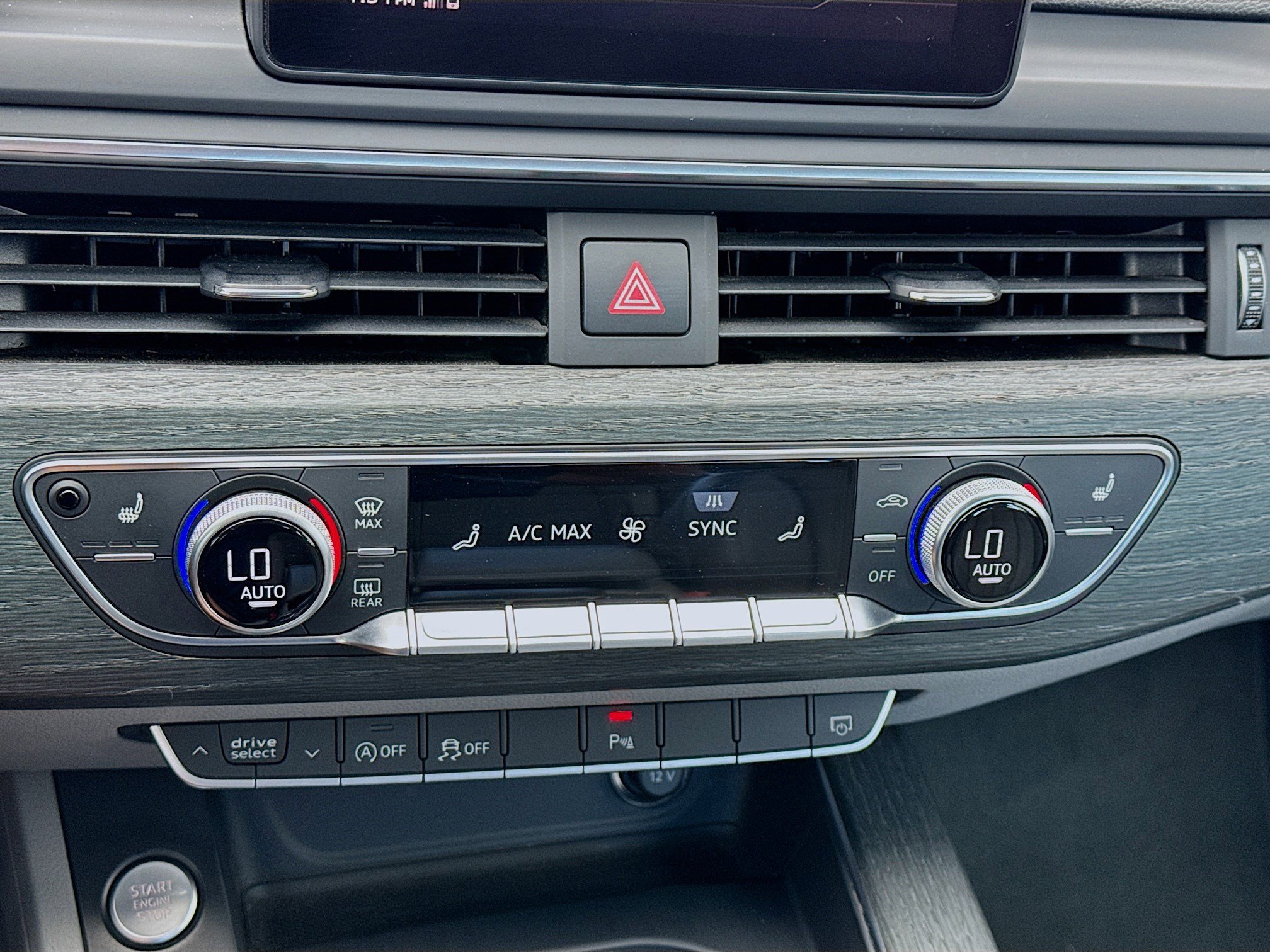 Used 2017 Audi A4 2.0T Premium Plus w/ Premium Plus Package image 12