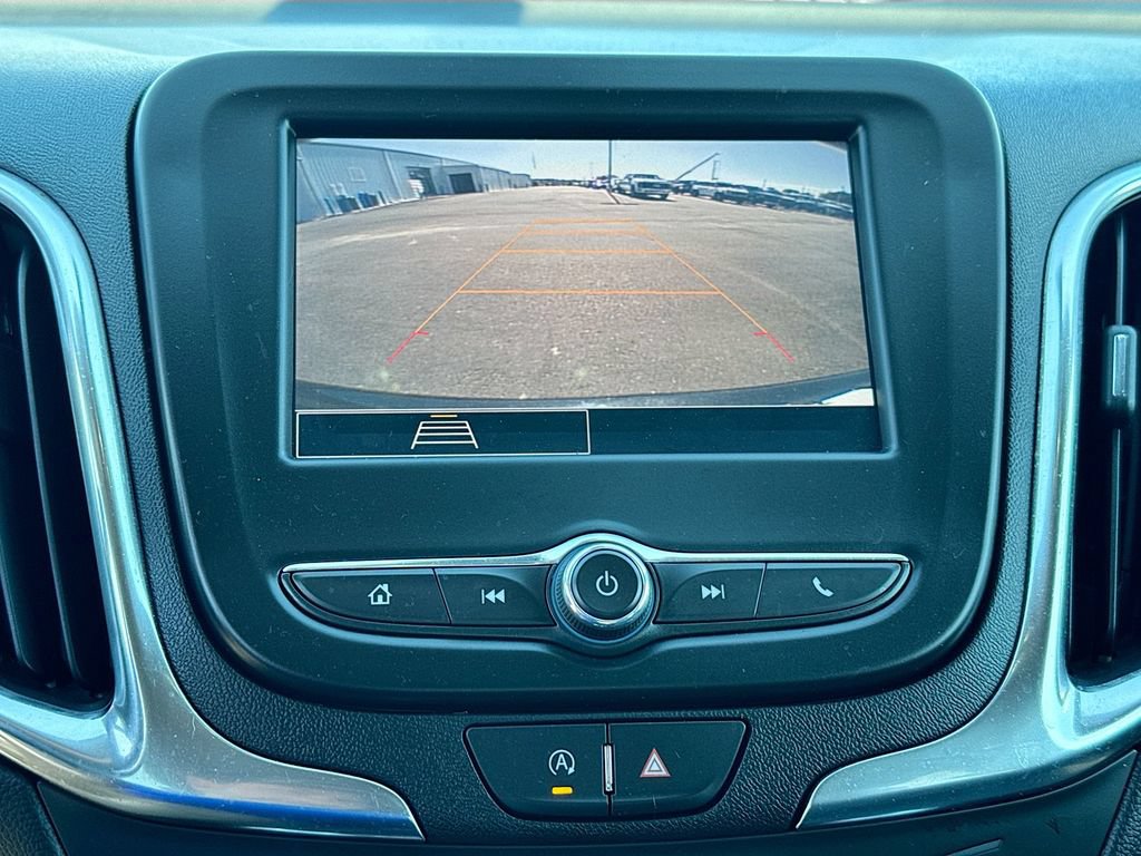 Used 2024 Chevrolet Equinox LT FWD image 15