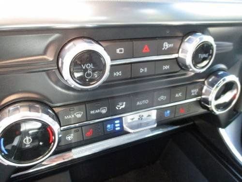 Used 2025 Ford F150 Lariat w/ Equipment Group 501A Mid image 14