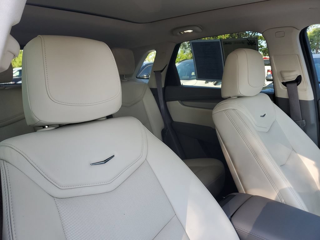 Certified 2018 Cadillac XT5 Luxury w/ Driver Awareness Package FWD image 24