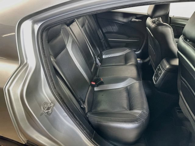 Used 2022 Dodge Charger SXT w/ Plus Group RWD image 15