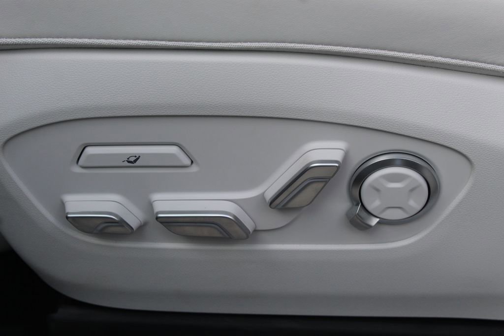 New 2026 Hyundai Ioniq 9 Calligraphy image 15