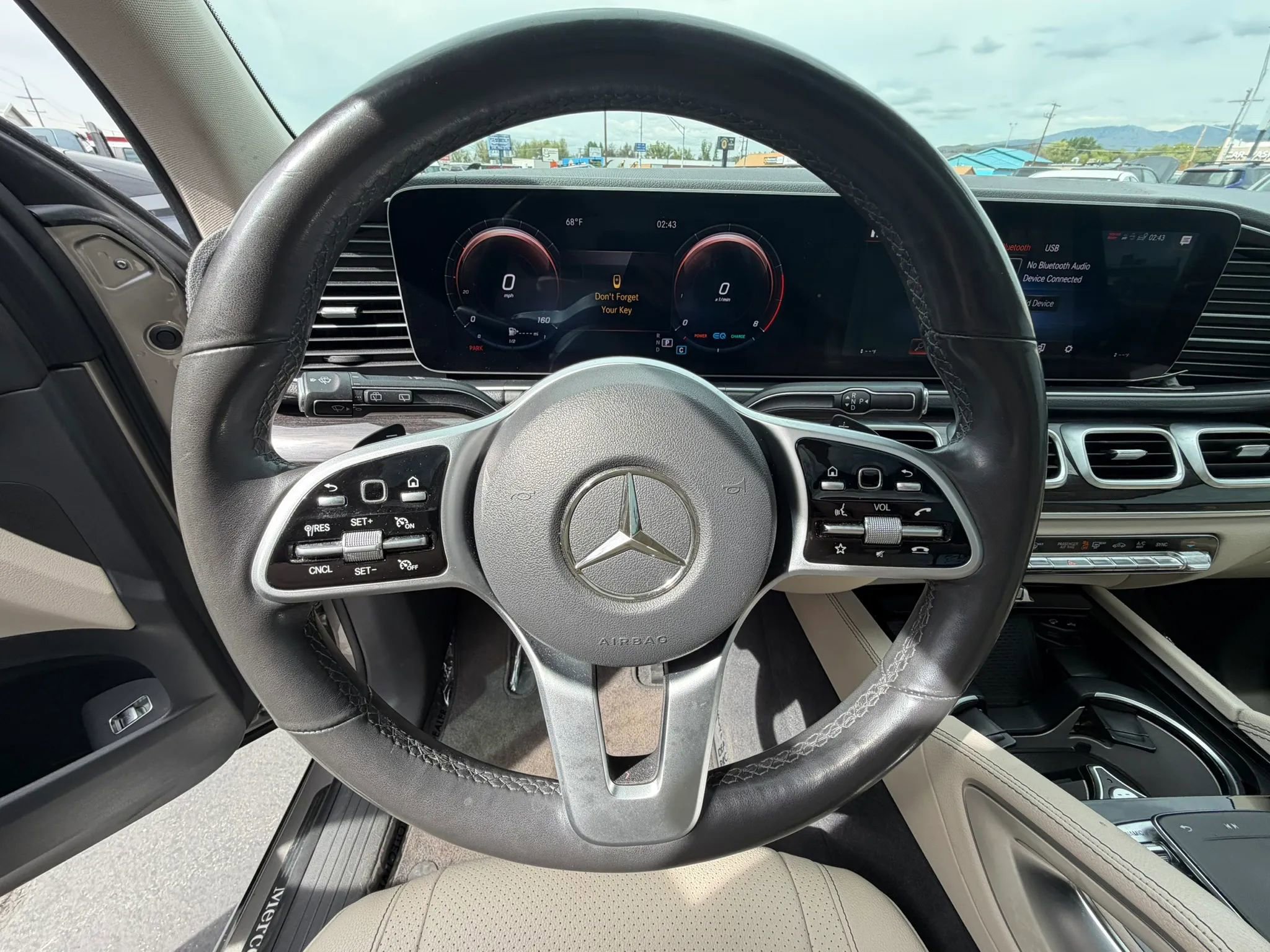 Used 2020 Mercedes-Benz GLS 450 4MATIC image 26