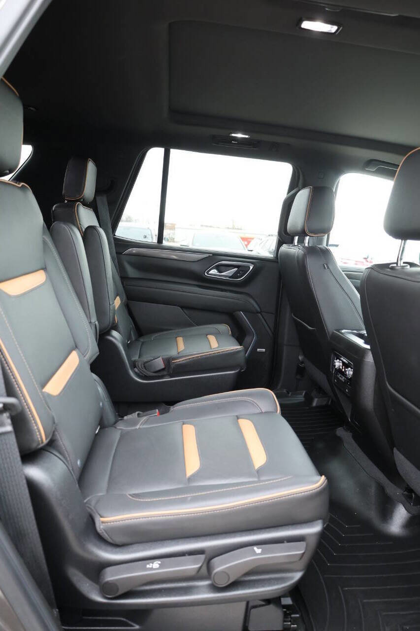 Used 2021 GMC Yukon AT4 AWD/4WD image 15
