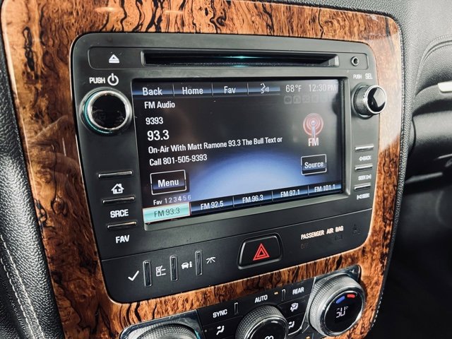 Used 2013 Chevrolet Traverse LT image 33