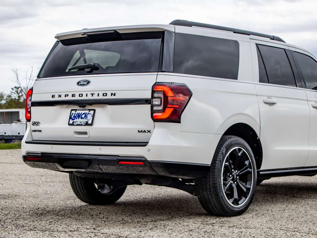 Used 2024 Ford Expedition Max Limited AWD/4WD image 19