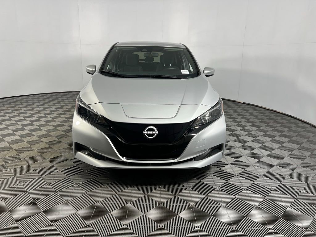Used 2023 Nissan Leaf S image 12
