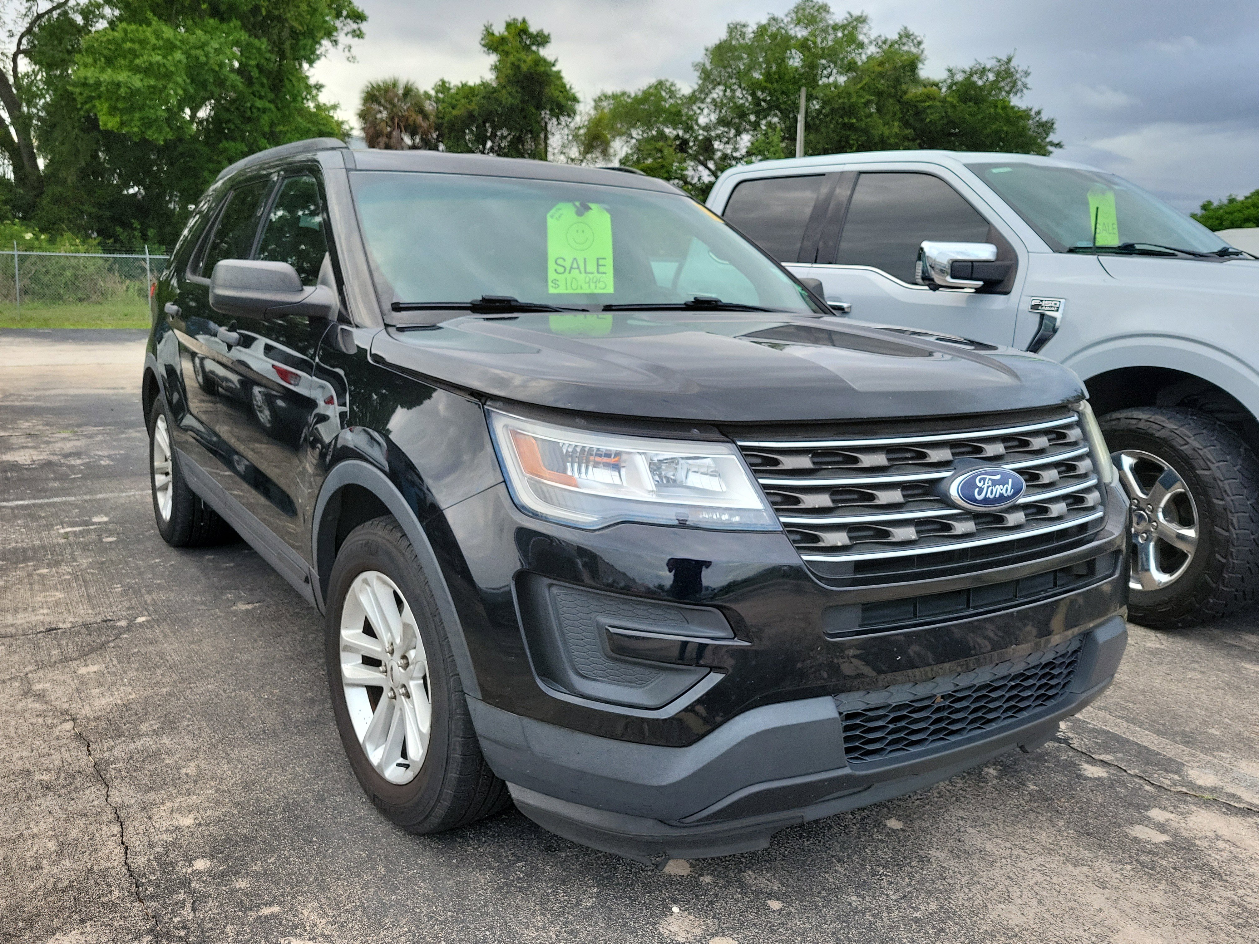 Used 2016 Ford Explorer FWD image 6