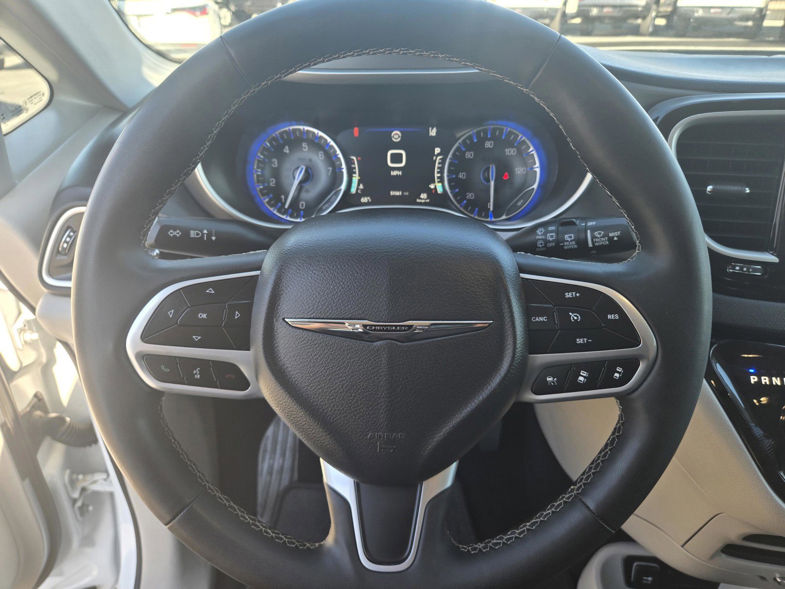 Used 2024 Chrysler Pacifica Touring-L image 23