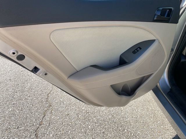 Used 2011 Kia Optima LX FWD image 18