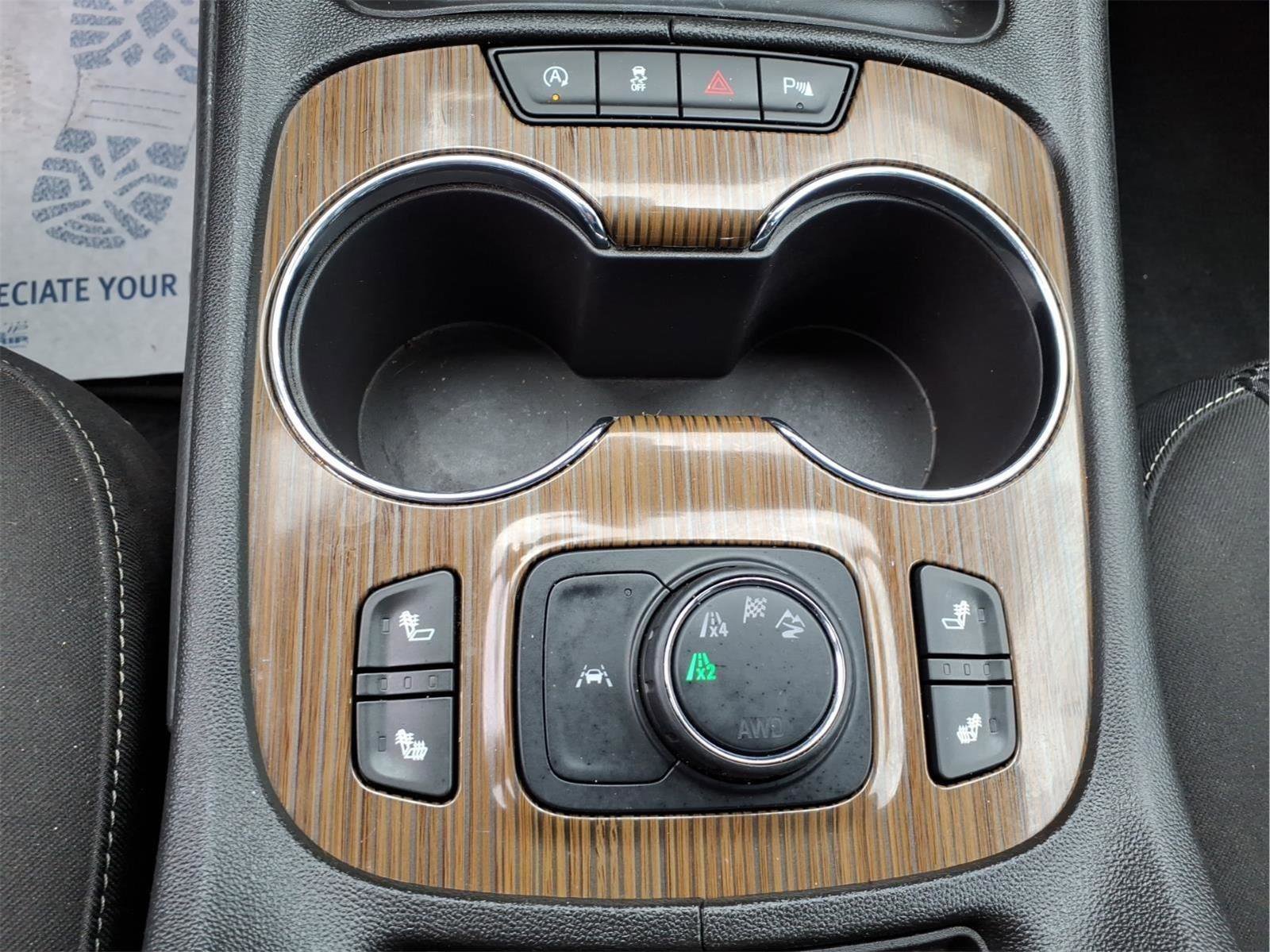 Used 2024 Chevrolet Equinox LT w/ LPO, Floor Liner Package FWD image 22