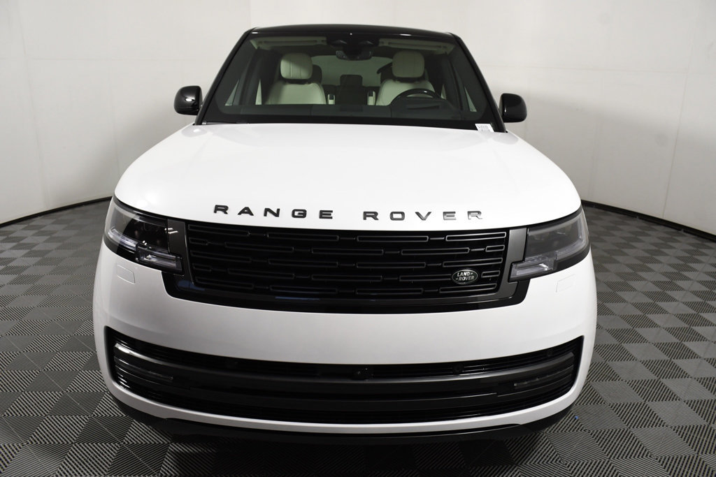 Used 2026 Land Rover Range Rover SE AWD/4WD image 10