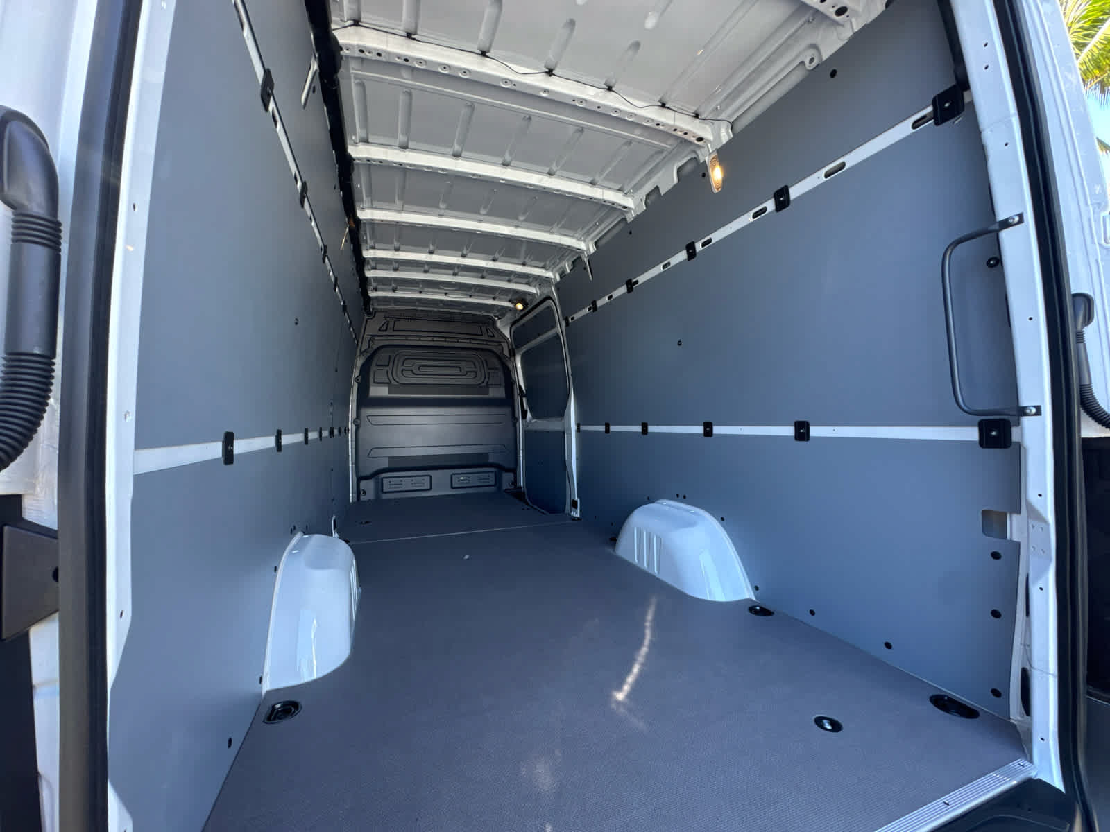 Used 2026 Mercedes-Benz Sprinter 2500 image 14