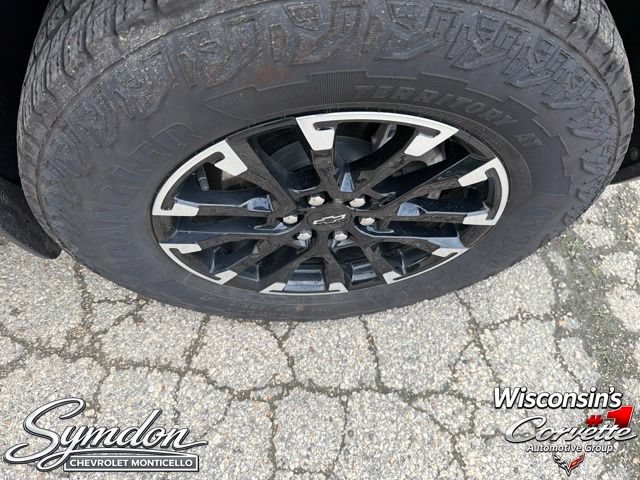 Used 2025 Chevrolet Traverse Z71 w/ LPO, Illumination Package AWD/4WD image 25