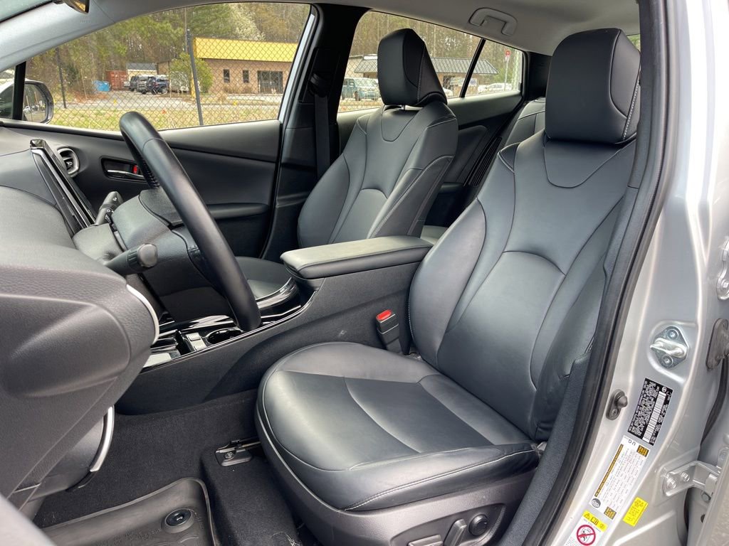 Used 2020 Toyota Prius Prime XLE image 18
